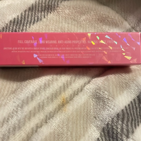 NIB Jeffree Star Cosmetics Magic Star Concealer in C16‎ - Picture 5 of 5